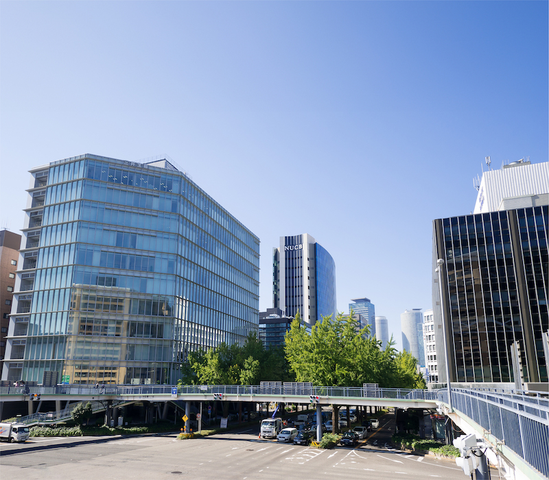 日銀前交差点