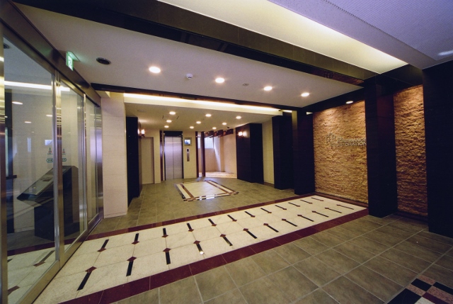プレサンス梅田ＥＡＳＴのエントランス