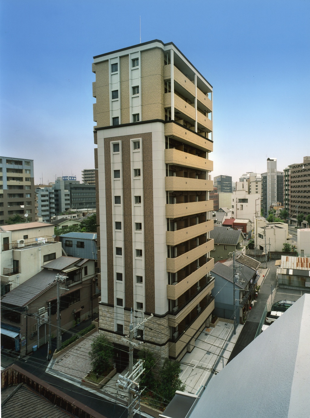プレサンス梅田ＥＡＳＴの全景
