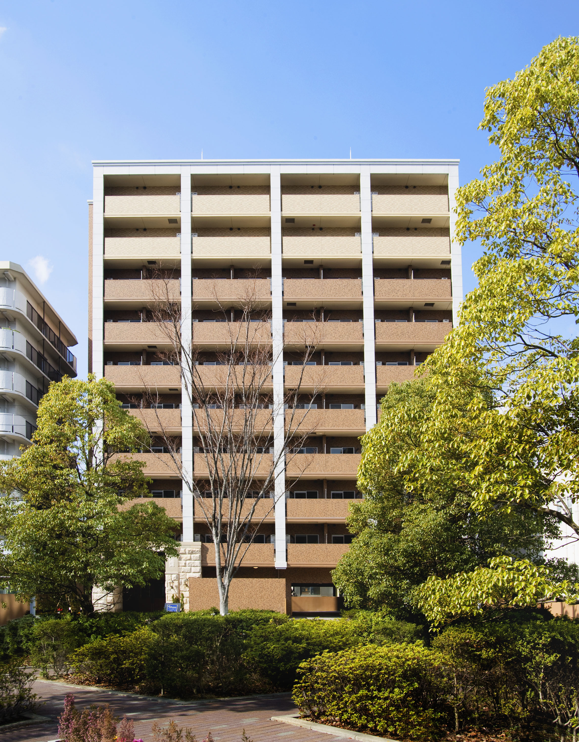 プレサンス大阪城公園パークプレイスの全景