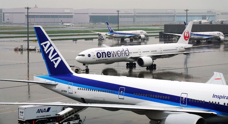 旅行好き必見！JAL、ANAの株を買ってお得に旅行しよう