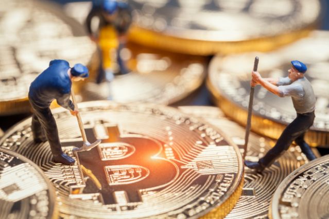 FXや仮想通貨でお金を失う人と、不動産投資で資産を着実に蓄積する人は何が違うのか？