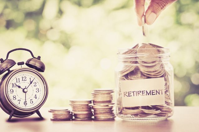 退職後の支出は1億円超！人生100年時代における老後資金の必要額
