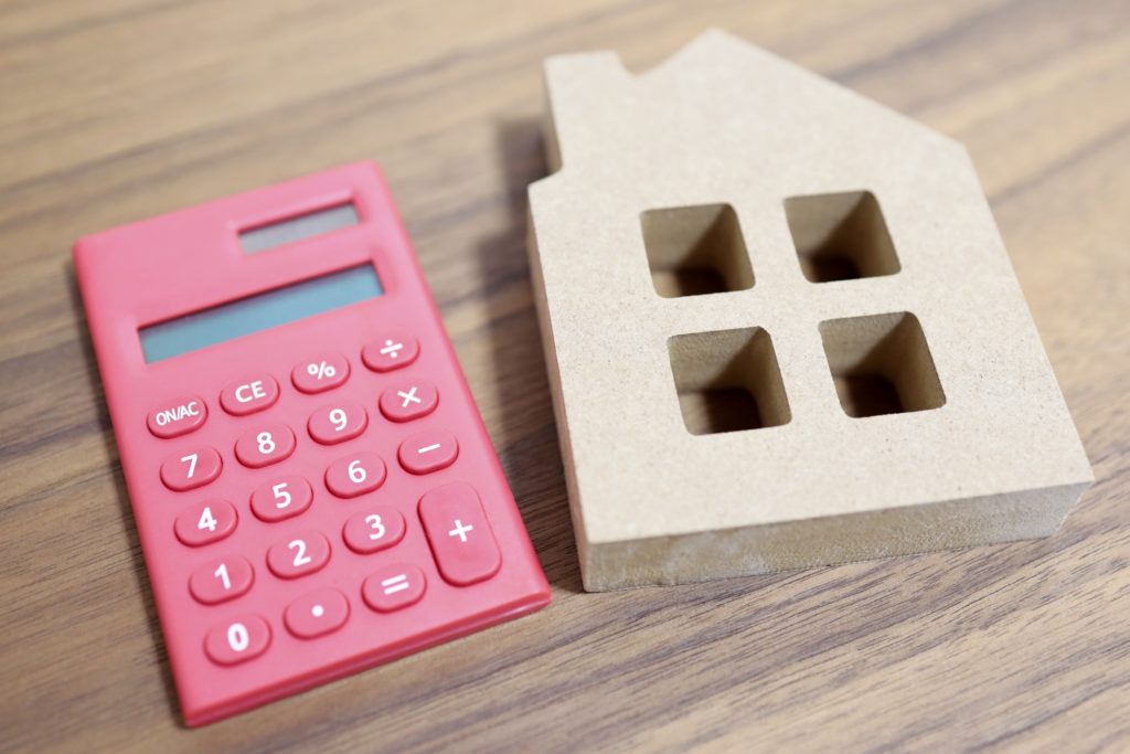 マンションを買ったけれど登録免許税はいくらかかる？計算方法を解説