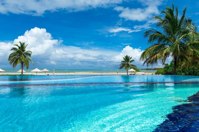 今年仕事のストレスを解消したい方法は2位グルメ、3位旅行、1位は？