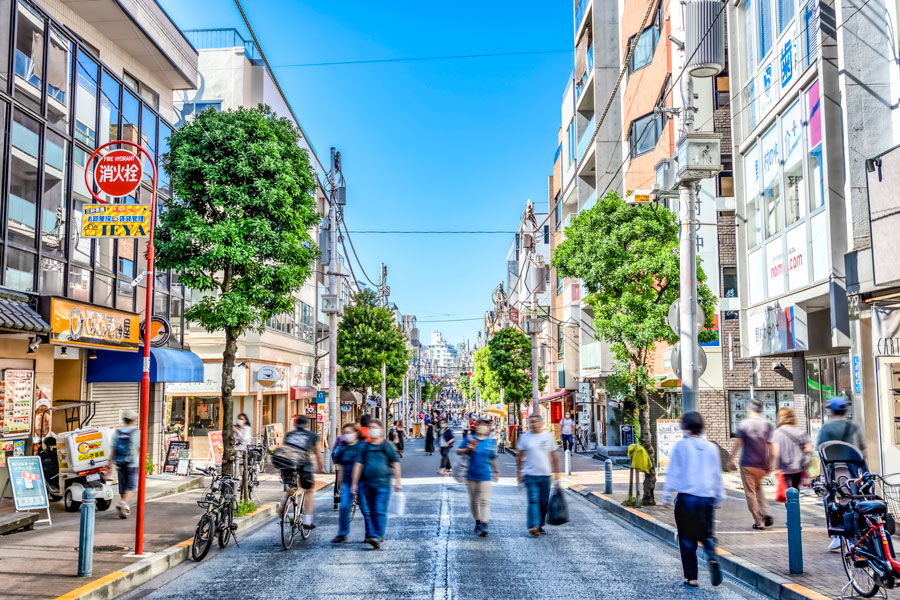 三軒茶屋・茶沢通り