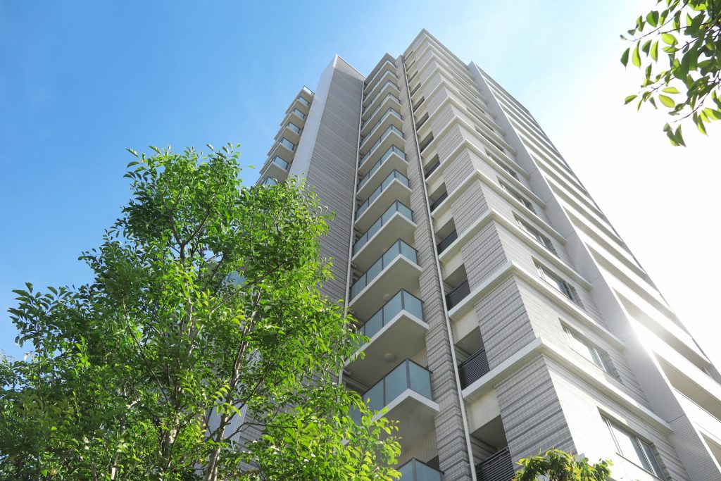 資産価値が落ちにくいマンションとは 購入のコツを解説 マンション投資 収益化 資産形成 不動産投資 マンション投資の情報メディア ユズサチマガジン